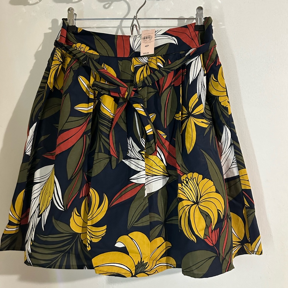 Ann Taylor Factory skirt 4P